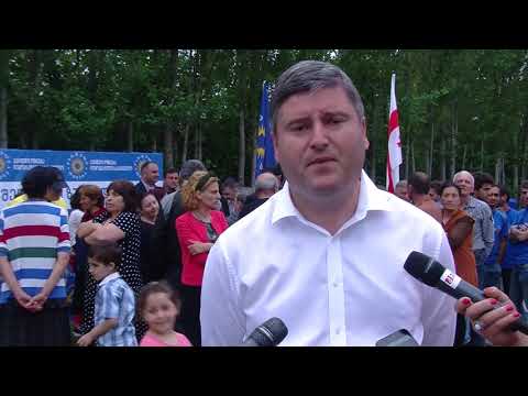 შეხვედრა ინგირისა და კახათის დევნილთა დასახლებაში