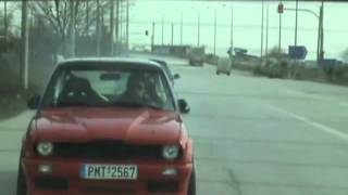 E30 Yan Yan Yandi Bitti Kül Oldu