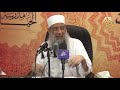 لماذا لا نصلي في المساجد بها قبر رغم قبر النبي ﷺ داخل المسجد | للشيخ الحويني