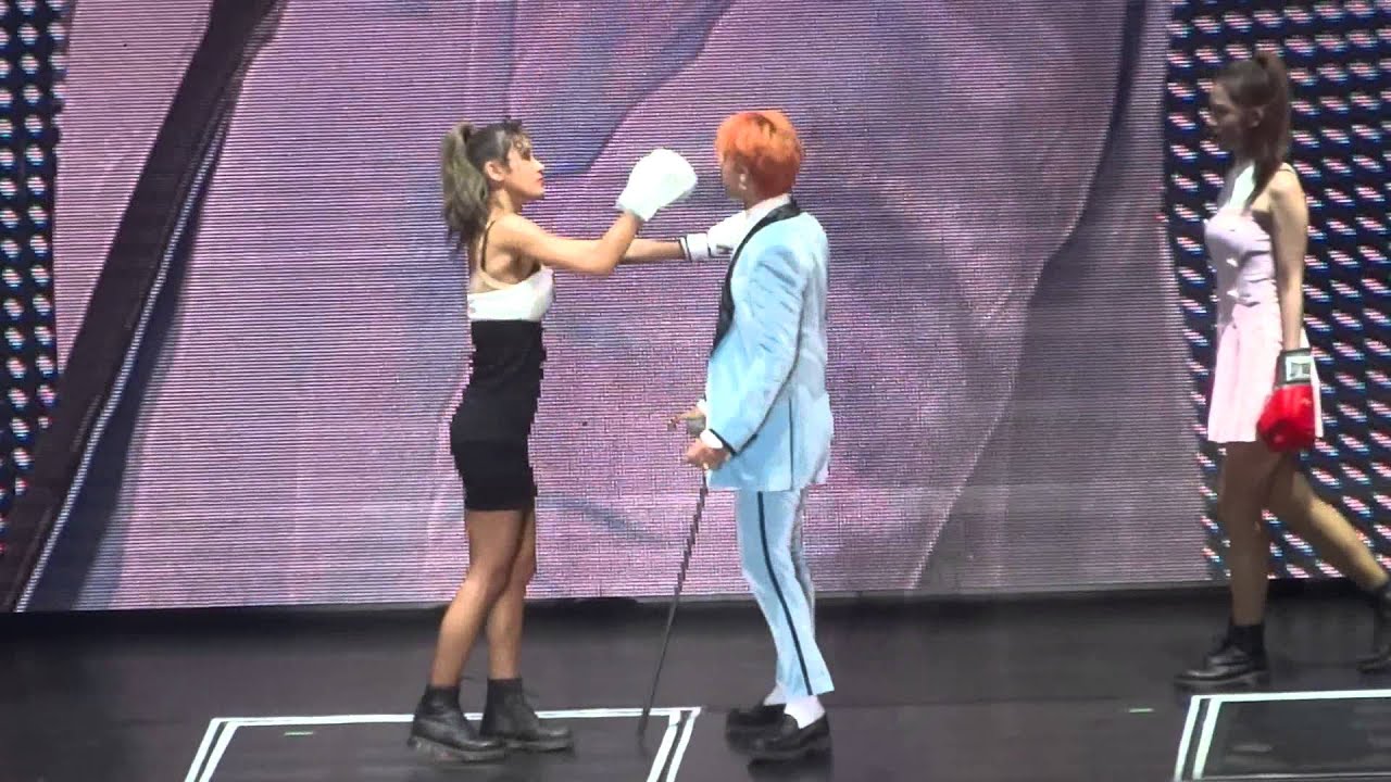 BigBang 빅뱅 (G-dragon)  – Crooked 삐딱하게 : 2015 WORLD TOUR 'MADE' in Singapore