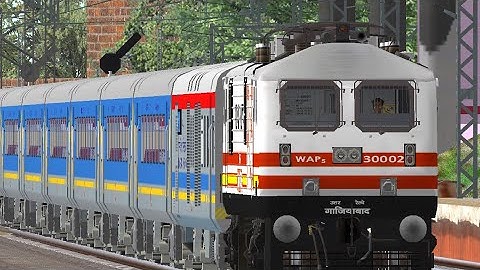 Gatimaan Express Hitting 160 kmph or even more with it