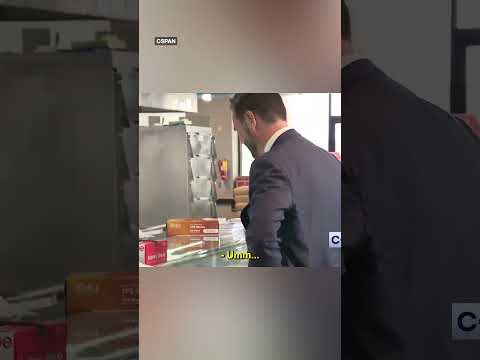 JD Vance's awkward exchange with unimpressed donut shop workers