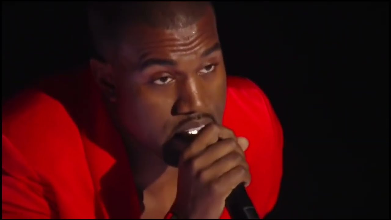 Kanye West - Runaway (Live) 2010 VMA's 
