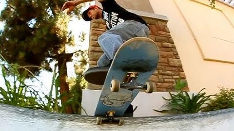 Noseslide to Switch 5-0 180