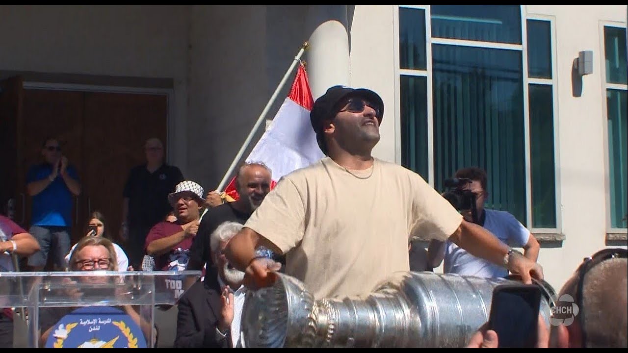 Flames' Nazem Kadri brings Stanley Cup to hometown for special