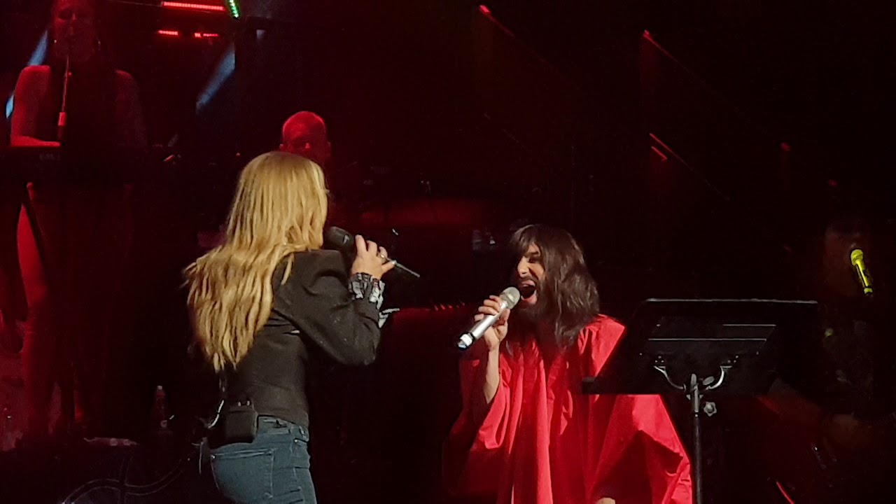 Anastacia & Conchita Wurst - One Day in your life, (Wien, 03.05.2018)