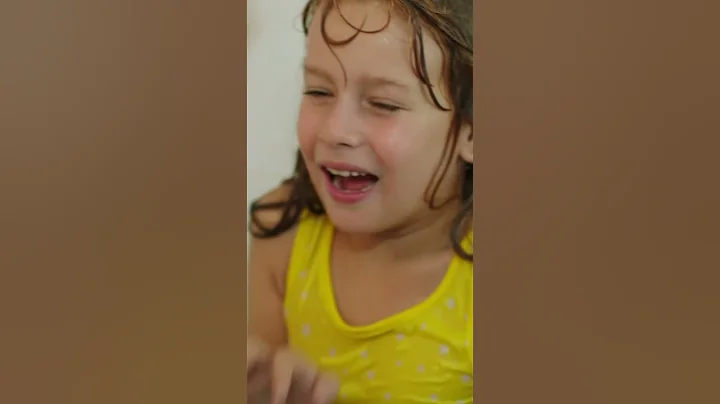 Şengül Teyze, Aysun'a işkence yapıyor! | Kanatsız Kuşlar #shorts