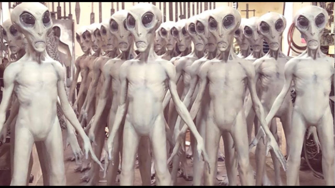 Making Monsters at Distortions Unlimited | Monsters and Music