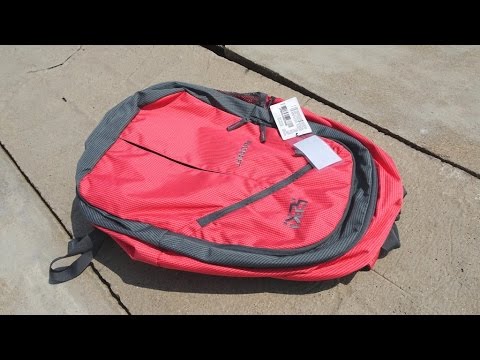 wildcraft college bags amazon