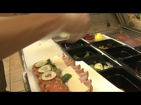 Video: Meat with antibiotics is disappearing from popular restaurants