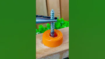 Como Fazer Uma Chave Utilizando Uma Tampa De Garrafa Viralvideo Diy 
