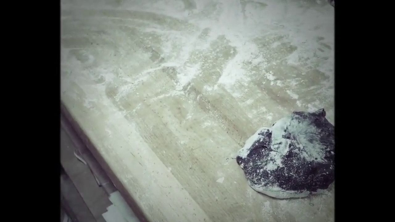 Faconnage Pain Au Charbon Actif Youtube