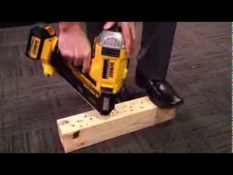 skrive et brev Stolt 鍔 The DeWalt DCN690 20 Volt Brushless Cordless Framing Nailer....Test Shoot -  YouTube