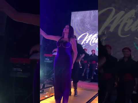 رقصة الفنانة اللبنانية نانسي نصرالله ولا أهضم