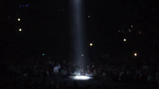 Eric Church Opening Hallelujah(Jeff Buckley) Palace of Auburn Hills, Michigan 2/25/17