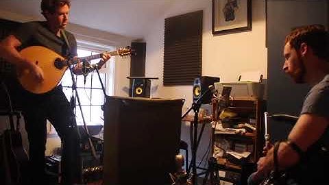 Uilleann Pipes & Bouzouki. Aaron O