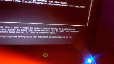Linux tutorial booting installed linux off a USB Flash drive part 1 basic