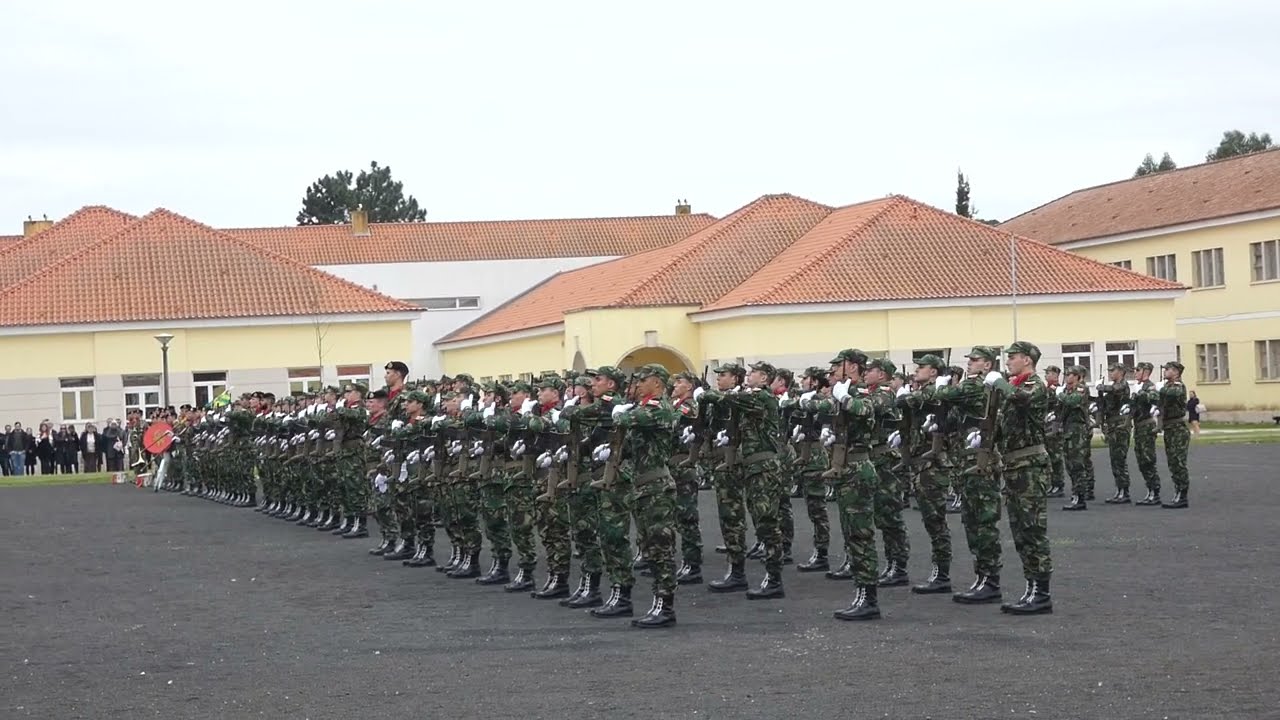 Juramento de Bandeira do 2º Curso de Formação de Sargentos em Regime de  Regime de Contrato 2022.