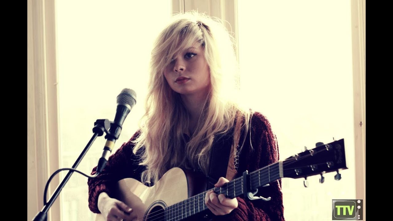 Nina Nesbitt - Tenement TV