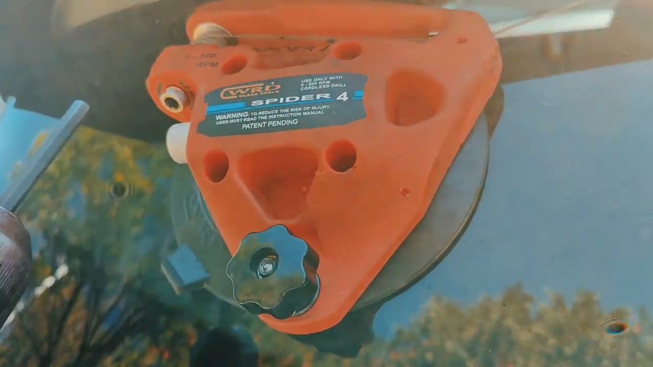 VW Tiguan Rear Spoiler removal./ Spider 4 Wrd Tools