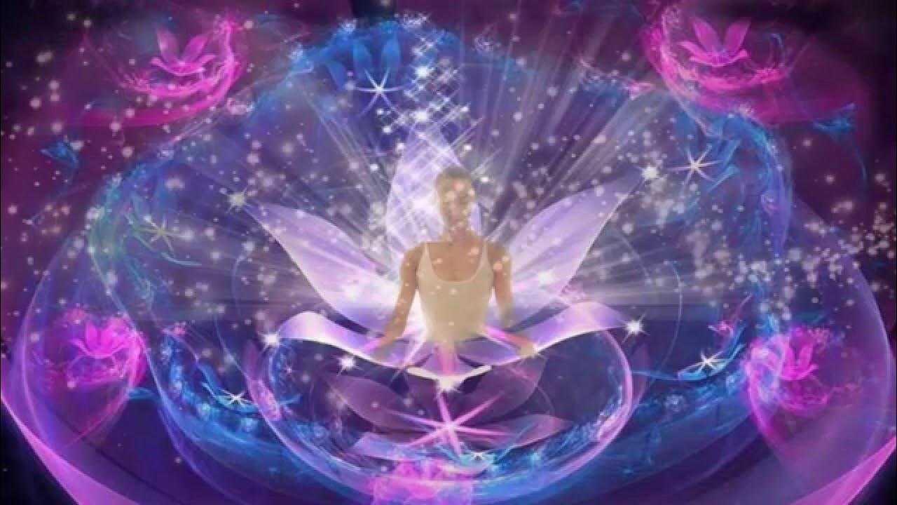 В потоке слушать. Энергия человека. Внутренний свет. В потоке слушать. Свет внутри.