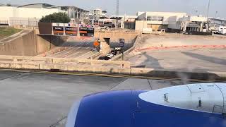 Southwest 586 Taxi and takeoff from IAH