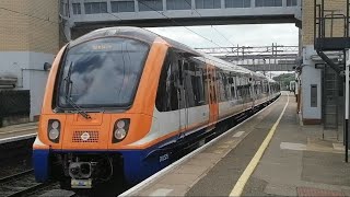 Class 710375 Passes Leighton Buzzard with a 2 Tone!!!!
