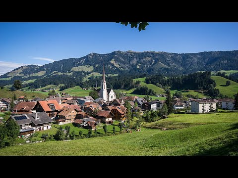 Wideo: Kościół św. Jacob i Martin (Pfarrkirche hll. Jakob und Martin) opis i zdjęcia - Austria: Rauris