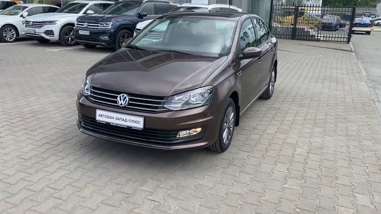 Машина polo белая