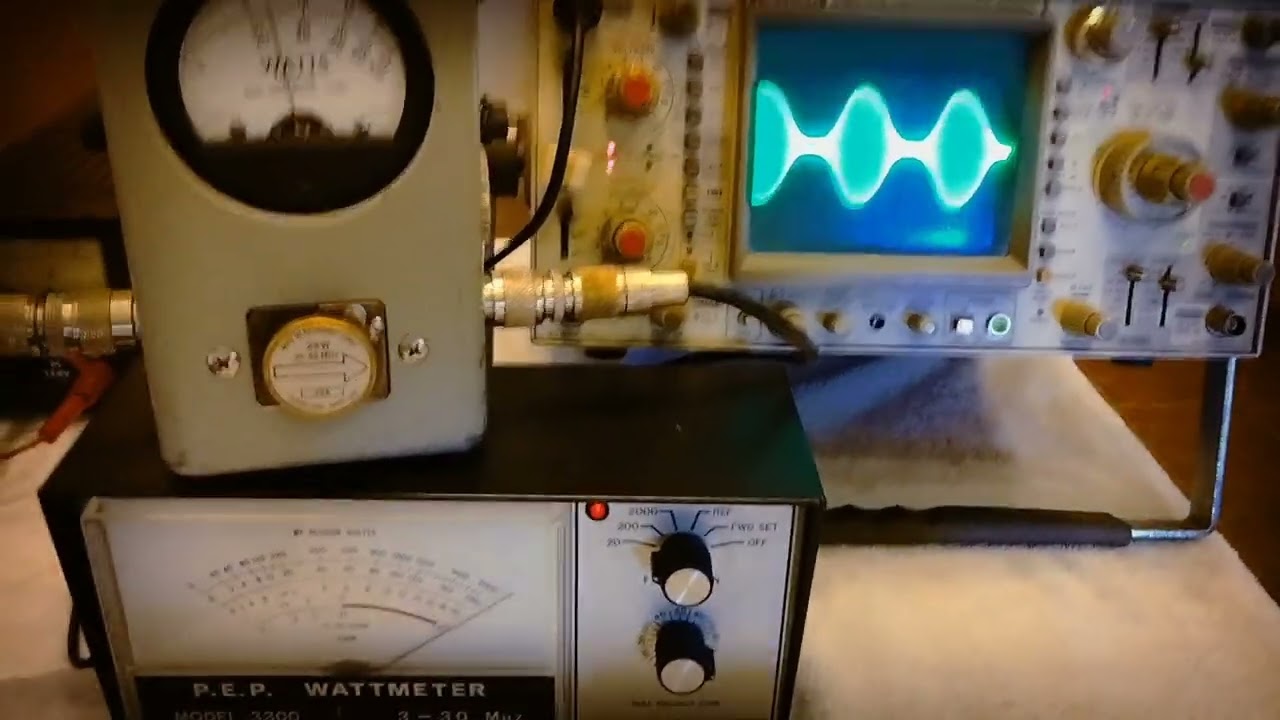 Quick Demonstration of a Basic CB Radio Modulator.   "Modulator" "Amplifier" There is a Difference.