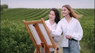 muneco de lego- Paez. Women artists