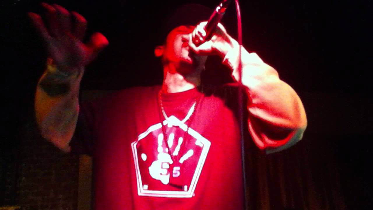 "Freestyle" (Team MF'N Beat) - Shred The Verbal Tongue Live @ Apache Cafe
