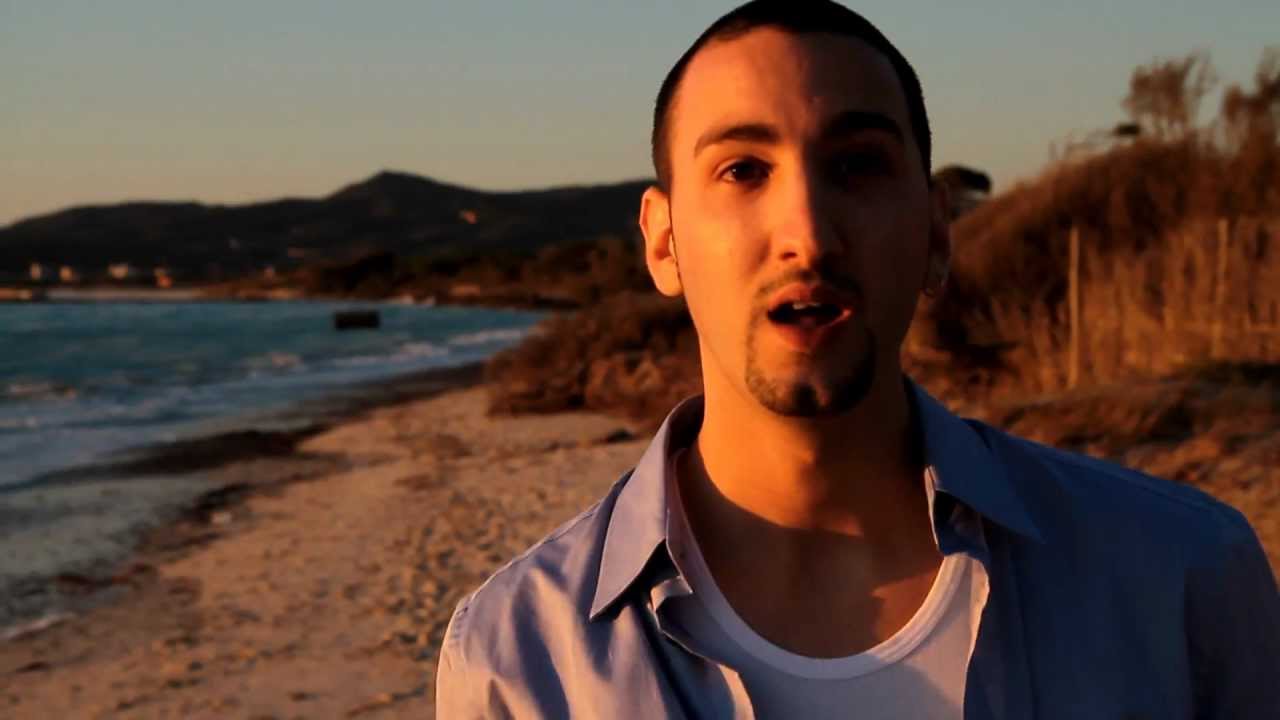 Ray - Luce (Official Video) - Prod. Dyno bekijken op YouTube Ray - Luce (Official Video) - Prod. Dyno bekijken op YouTube