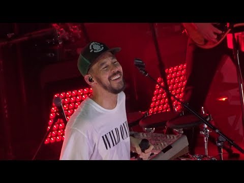 Wideo: Mike Shinoda Net Worth: Wiki, Żonaty, Rodzina, Ślub, Wynagrodzenie, Rodzeństwo