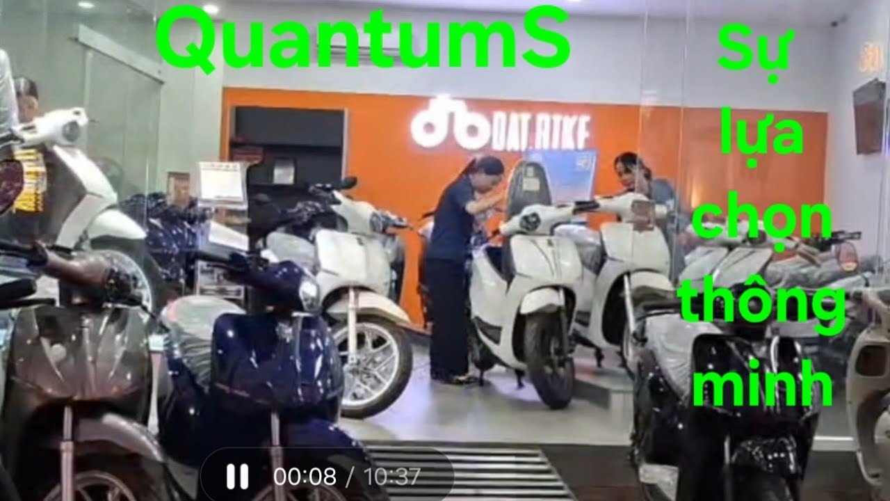 Khách chọn QuamS3. Sự lựa chọn thông minh khi chọn xe máy điện Dat Bike làm phương tiện thế xe xăng!