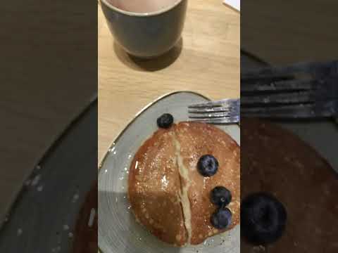Breakfast at M&S