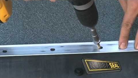 EPDM Rubber Roofing Installation - Step 8 Join to Felt