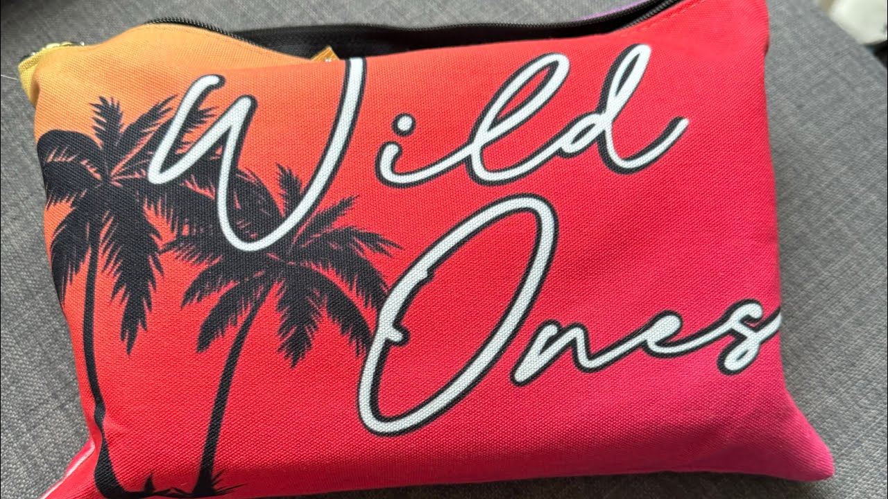 Go wild planner flip through 2022.