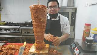 Tacos al pastor. Marinada y armado del trompo.