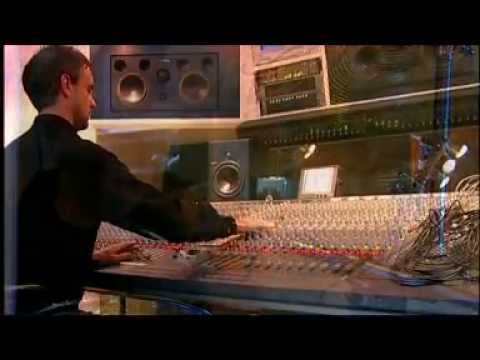Assista a AMINA FIGAROVA - FIREWIND no YouTube Assista a AMINA FIGAROVA - FIREWIND no YouTube
