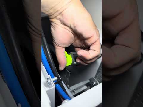 Marcar agujeros en sitios complicados con un spray !!