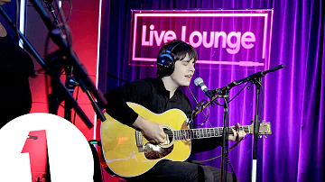 Jake Bugg covers Imagine Dragons' Radioactive (Live Lounge)