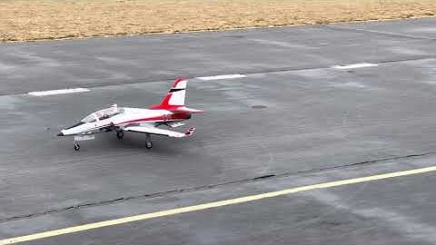 E-Flight 90mm Viper landing practice