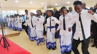 Catholic Song | Utukufu  Juu Kwa Mungu - Misa Subukia | Utukufu Dance by Kamwenja TTC