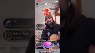 Watch Noah Kahan Doors video