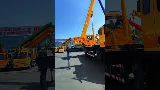 #CRANE#Manufacturer this is a 10-ton crane with a boom of 34 meters and a 170-horsepower engine.