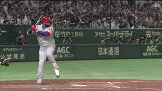 Carlos Santana's Homer Breaks the Tie
