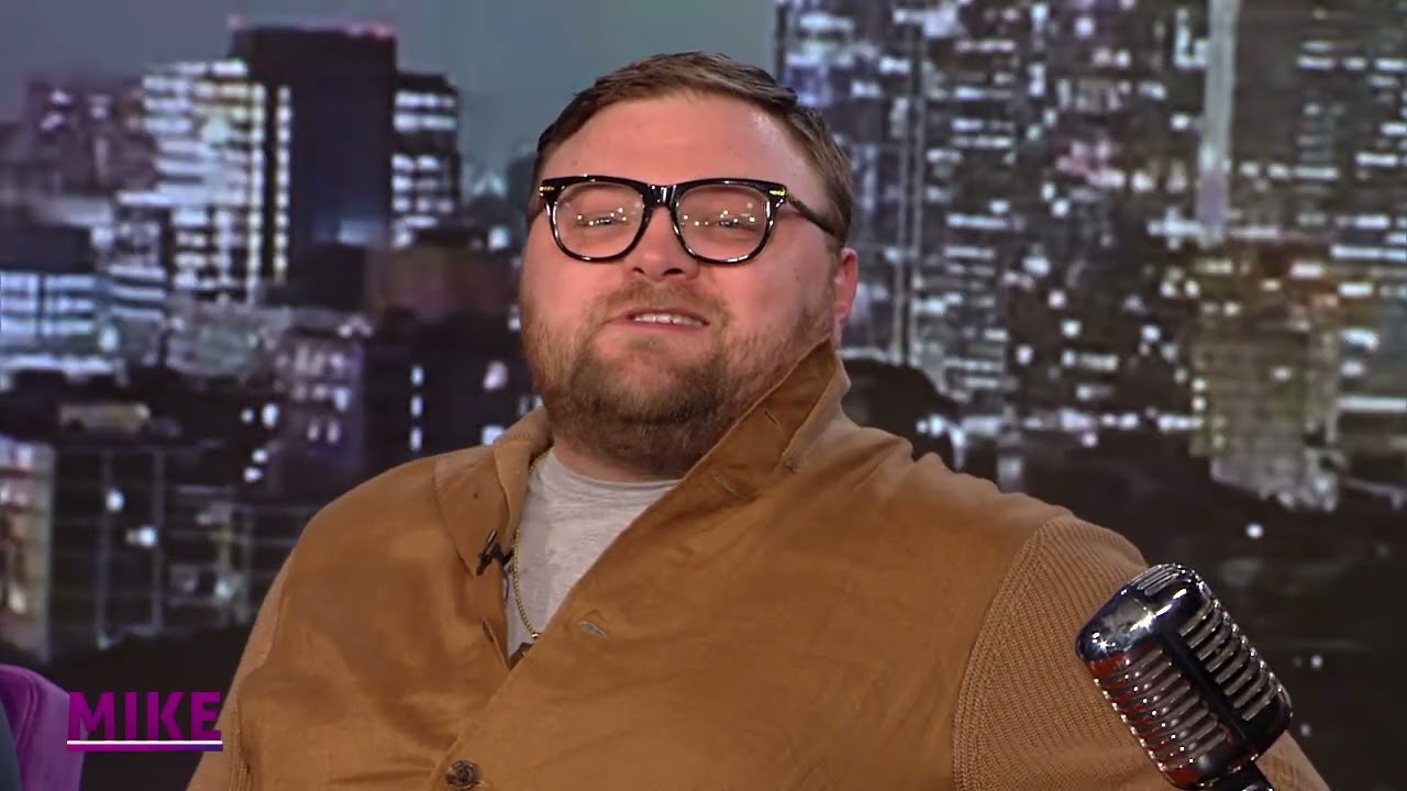 MIKE: Buster from Q102 gives us the top 5 things he dislikes about the Holidays