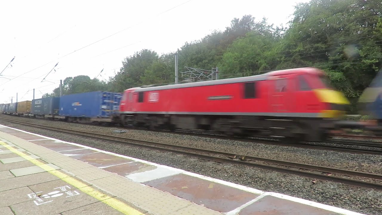 Class 90034 & 90028 - Db Cargo - At Speed - Lancaster - 07.08.2020