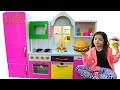 Masal pretend playing in Restaurant with Kitchen Toys
